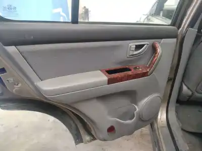 Sloopvoertuig kia sorento i (jc) 2.5 crdi van het jaar 2004 aangedreven d4cb