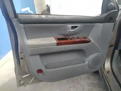 Sloopvoertuig kia sorento i (jc) 2.5 crdi van het jaar 2004 aangedreven d4cb