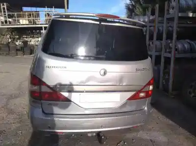 Здавання транспортного засобу ssangyong rodius xdi року 2006 потужний d27dt
