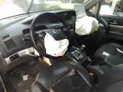 Здавання транспортного засобу ssangyong rodius xdi року 2006 потужний d27dt