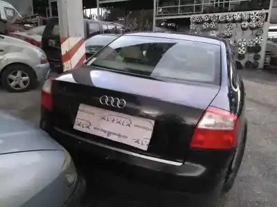 Vehicul casat audi a4 berlina (8e) 2.5 v6 24v tdi al anului 2001 alimentat ake