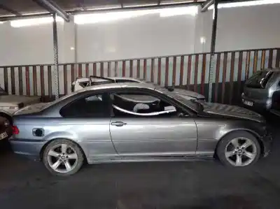 Sloopvoertuig bmw 3 coupé (e46) 320 cd van het jaar 2005 aangedreven 204d4