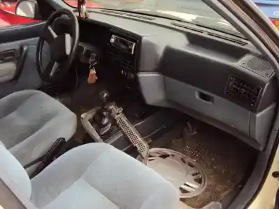 Véhicule à la ferraille renault                                            19 hatchback (b/c53)                                                                                                                                                                                                                                       b53705                                                                                                                                                                                                                                                     de l'année 1989 alimenté e6j