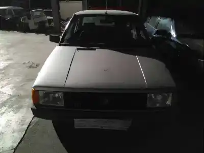 Véhicule à la ferraille RENAULT 9 1.4 GTL Avenue de l'année 1983 alimenté C1J