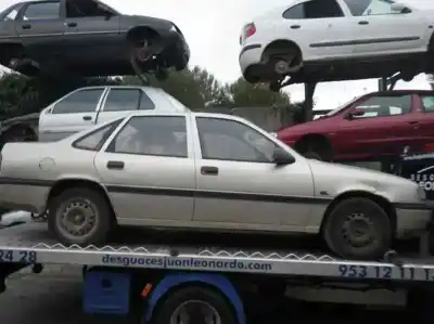 Veículo de Sucata OPEL VECTRA A CD do ano 1989 alimentado 16SV