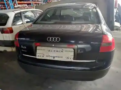 Veículo de Sucata audi a6 berlina (4b2) 1.8 t do ano 2000 alimentado apu
