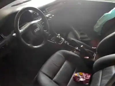 Veículo de Sucata audi a6 berlina (4b2) 1.8 t do ano 2000 alimentado apu