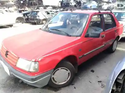 Veicolo di demolizione peugeot 309 vital diesel dell'anno 1993 alimentato d9a