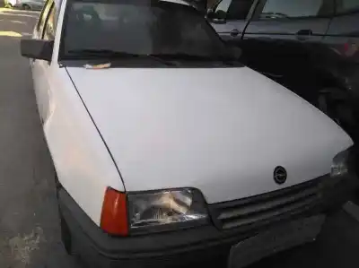 Veículo de Sucata OPEL KADETT E GSI Berlina do ano 1990 alimentado 18SE