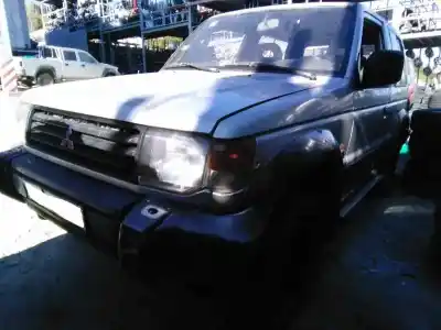 Veículo de Sucata mitsubishi pajero 2.5 td do ano 1999 alimentado 4d56