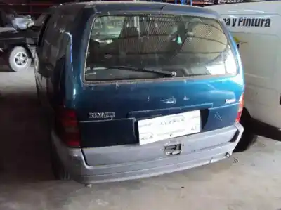 Veículo de Sucata renault espace (j63) 2.1 td helios 88 cv / 65 kw do ano 1995 alimentado j8s