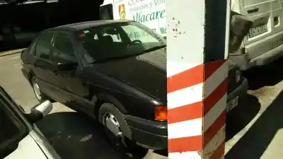 Verschrottungsfahrzeug volkswagen passat berlina (312) cl des jahres 1988 angetrieben rp