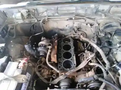 Véhicule à la ferraille isuzu trooper ubs 55 de l'année 1998 alimenté 4jb1t