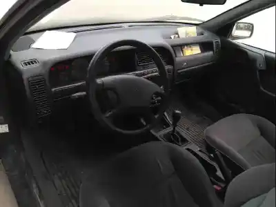 Véhicule à la ferraille citroen xantia berlina 1.9 turbodiesel de l'année 1995 alimenté d8b