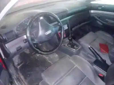 Veículo de Sucata audi a4 berlina (b5) 1.8 t (132kw) do ano 2000 alimentado ajl