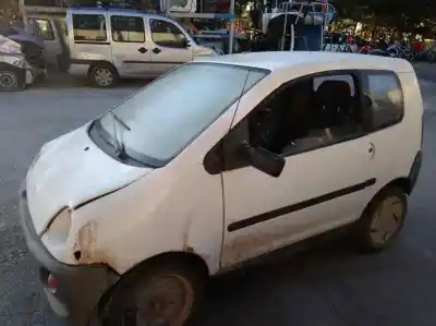 Veicolo di demolizione aixam 400 402 dell'anno 2001 alimentato z 402