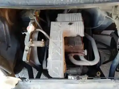 Veicolo di demolizione aixam 400 402 dell'anno 2001 alimentato z 402