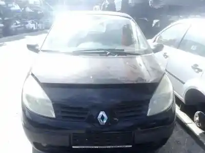 Здавання транспортного засобу RENAULT                                            SCENIC II                                                                                                                                                                                                                                                  Authentique року 2003 потужний 