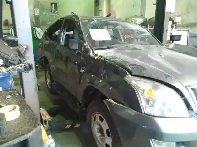 Véhicule à la ferraille toyota land cruiser prado (_j12_) 3.0 d-4d (kdj120 kdj125) de l'année 2003 alimenté 1kdftv