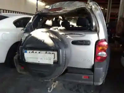 Veículo de Sucata chrysler jeep cherokee (kj) 2.5 crd cat do ano 2003 alimentado 09c