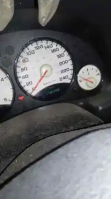 Veículo de Sucata chrysler jeep cherokee (kj) 2.5 crd cat do ano 2003 alimentado 09c