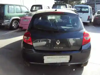 Здавання транспортного засобу RENAULT CLIO III Confort Expression року 2007 потужний K4J G7