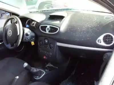 Здавання транспортного засобу renault clio iii confort expression року 2007 потужний k4j g7