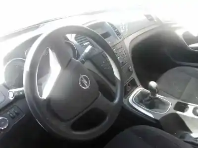 Verschrottungsfahrzeug opel insignia berlina edition des jahres 2011 angetrieben 