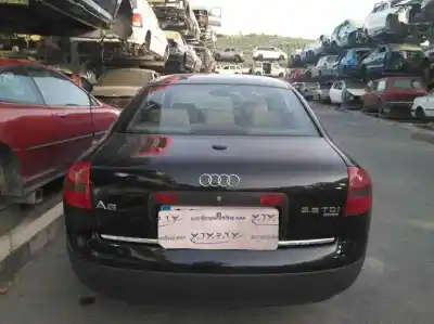 Veículo de Sucata audi a6 berlina (4b2) 2.5 tdi do ano 2001 alimentado ake