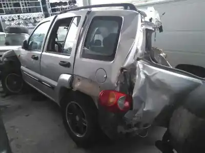 Veicolo di demolizione CHRYSLER JEEP CHEROKEE (KJ) 2.5 CRD CAT dell'anno 2004 alimentato 09C