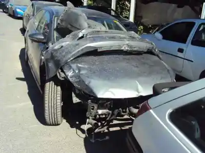 Veículo de Sucata volkswagen jetta (162) advance bluemotion do ano 2011 alimentado cay