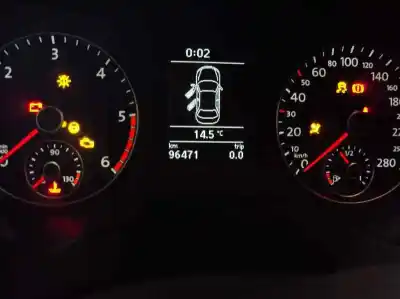 Veículo de Sucata volkswagen jetta (162) advance bluemotion do ano 2011 alimentado cay