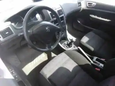 Здавання транспортного засобу peugeot 307 break / sw (s1) sw року 2002 потужний rhs Здавання транспортного засобу peugeot 307 break / sw (s1) sw року 2002 потужний rhs