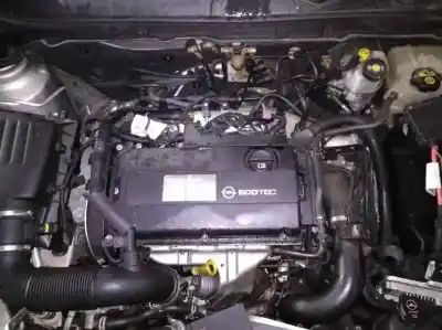 Veículo de Sucata opel insignia berlina sport do ano 2009 alimentado a16let