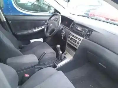 Veículo de Sucata toyota corolla (e12) 1.6 16v do ano 2002 alimentado 3zzfe