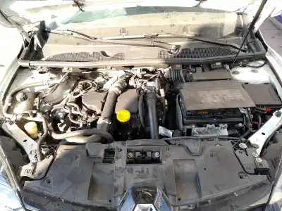 Veículo de Sucata renault megane iii berlina 5 p business do ano 2015 alimentado k9k g6