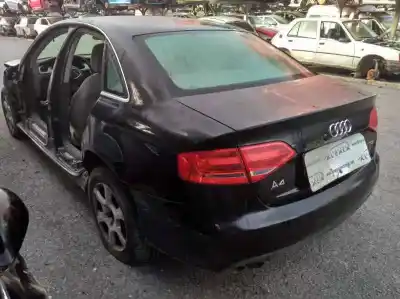 Veicolo di demolizione audi a4 berlina (b8) básico dell'anno 2008 alimentato cag