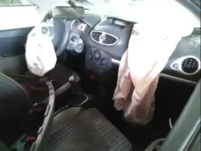 Veículo de Sucata renault clio iii authentique do ano 2011 alimentado k9k 67