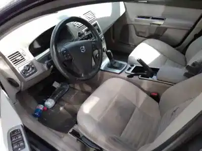 Veículo de Sucata volvo s40 berlina 2.0 diesel cat do ano 2007 alimentado d4204t