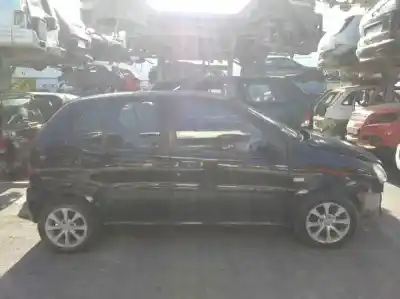 Veículo de Sucata tata indica mat677 do ano 2005 alimentado 475 idt 14