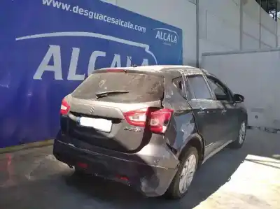 Veículo de Sucata suzuki sx4 gl do ano 2017 alimentado d16aa
