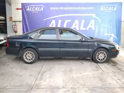 Veículo de Sucata VOLVO S80 BERLINA 2.4 CAT do ano 2000 alimentado B5244S2