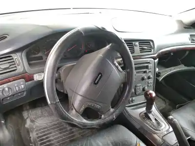 Veículo de Sucata volvo s80 berlina 2.4 cat do ano 2000 alimentado b5244s2