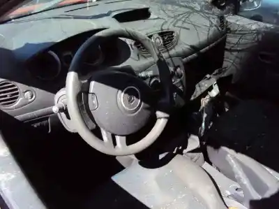 Veículo de Sucata renault clio iii authentique do ano 2007 alimentado k9k m7