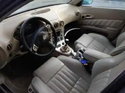 Veículo de Sucata alfa romeo 166 2.4 jtd 20v distinctive do ano 2004 alimentado 841g000