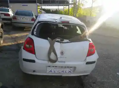 Здавання транспортного засобу RENAULT CLIO III Authentique року 2008 потужний K9K M7