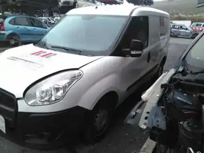 Veículo de Sucata fiat doblo active do ano 2012 alimentado 199a3000