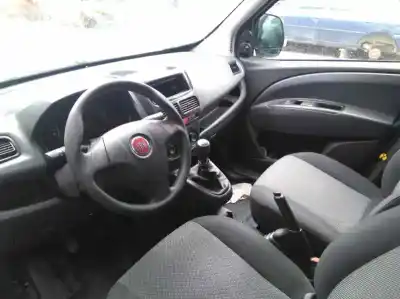 Veículo de Sucata fiat doblo active do ano 2012 alimentado 199a3000