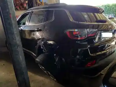 Sloopvoertuig jeep compass ii limited 4x2 van het jaar 2018 aangedreven 55260384