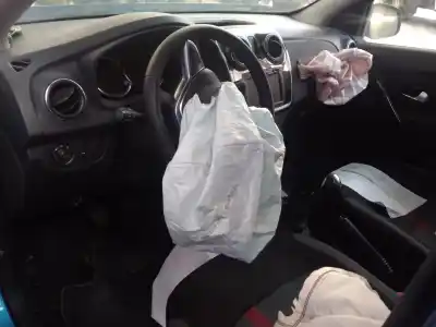 Veículo de Sucata dacia sandero comfort do ano 2019 alimentado k9ku8